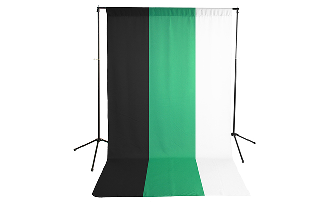 Black/White/Green Wrinkle Resistant Backdrop Kit